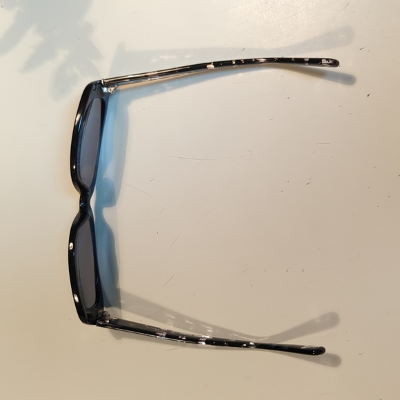 Coach Rx sunglasses frames w/ prescription lenses (need to be removed) - Picture 2 of 8